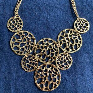 Brooks Brothers in gold col Medallion necklace "NEW"